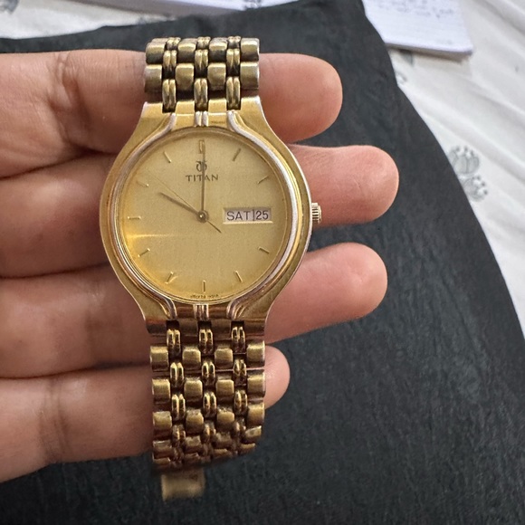 Titan original men’s watch - Picture 6 of 9